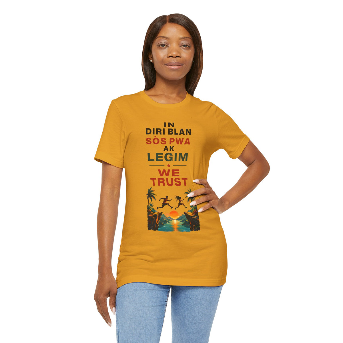 In Diri Blan Sòs Pwa Ak Legim We Trust  — T-shirt Graphic Apparel