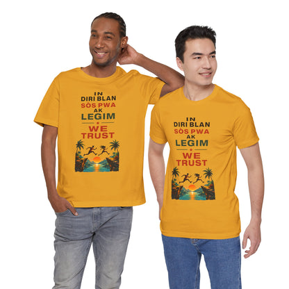 In Diri Blan Sòs Pwa Ak Legim We Trust  — T-shirt Graphic Apparel