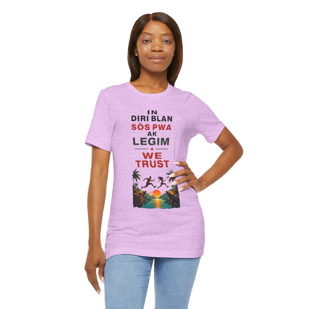 In Diri Blan Sòs Pwa Ak Legim We Trust  — T-shirt Graphic Apparel